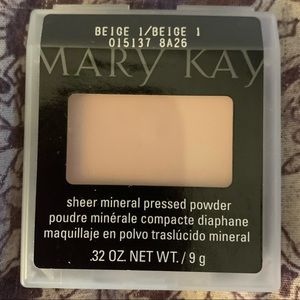 Sheer Mineral Pressed Powder